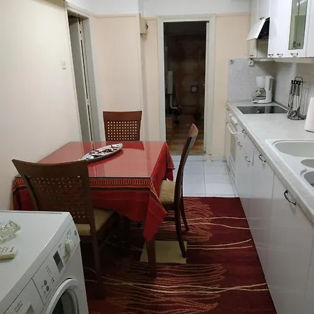 Linda's House * Agria
